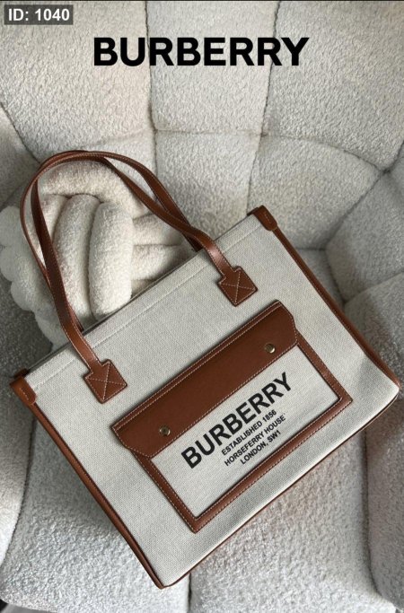 شنطه burberry حجم كبير