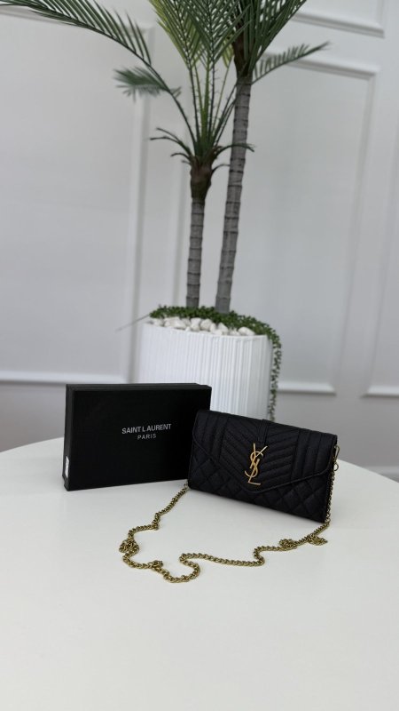 كلاتش ysl اسود شامل علبه