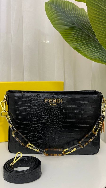 شنطه fendi مقاس 31 - اسود جلد حيه