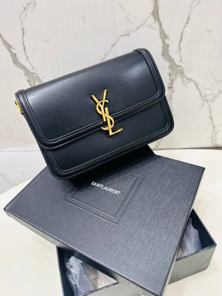 شنته ysl شامل علبه  - اسود شعار ذهبي <br> <span class='text-color-warm'>نفدت الكمية</span>