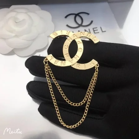 بروش chanel