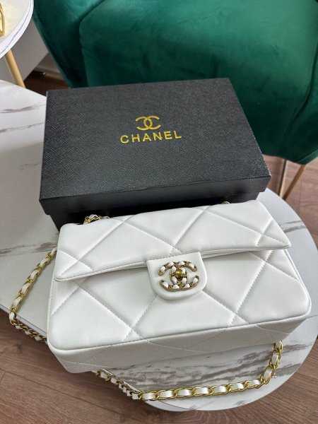 new collection Chanel - ابيض